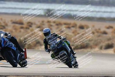 media/Dec-18-2022-SoCal Trackdays (Sun) [[8099a50955]]/Turn 7 Backside (1125am)/